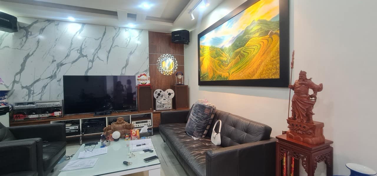 Bán nhà 96m2 phố Âu cơ, Tây Hồ ngõ Ô tô tránh 10m 2 thoáng Giá sốc 7.4 Tỷ