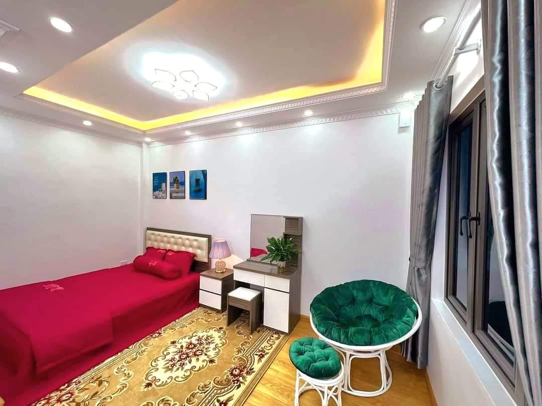 Bán ngôi nhà 89m2 phố Tứ Liên, Tây Hồ 13 phòng Chủ tự xây 15m 2 Ô tô tránh 7.1 Tỷ