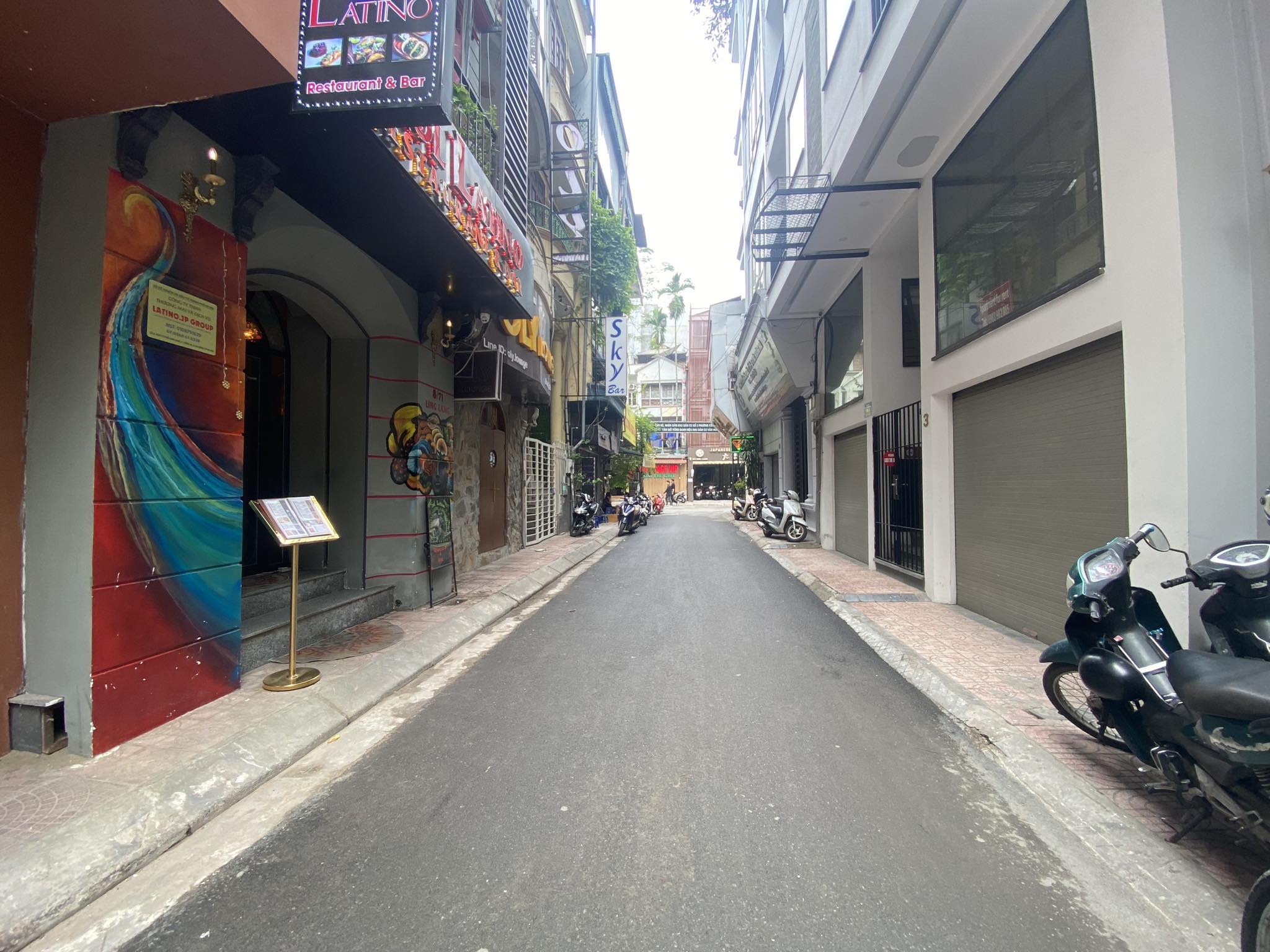 BÁN NHÀ ĐƯỜNG Ô TÔ TRÁNH - NGÕ THÔNG - RẼ NHẸ RA PHỐ - BIỆT THỰ MI NI - PHỐ VÍP - Ở SƯỚNG