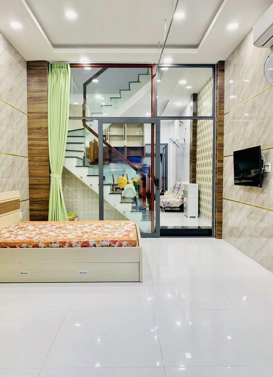 BÁN NHÀ HXH Nguyễn Sơn, Tân Phú 4 tầng 56m2 (4x14). Nội thất đẹp ở ngay. Giá chỉ 7,39 tỷ.