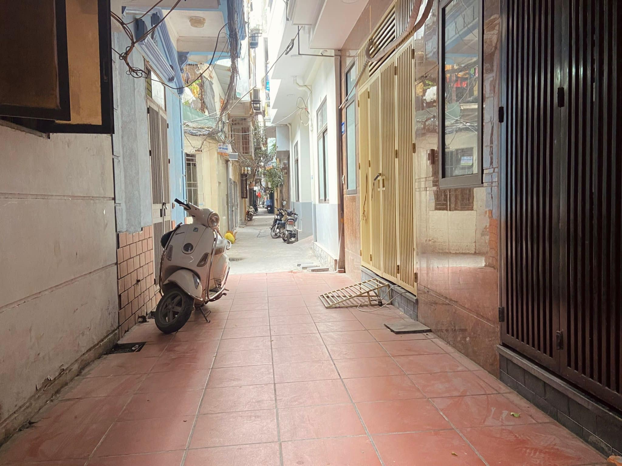 CHỈ 4.5 TỶ CÓ NHÀ PHỐ NGUYỄN AN NINH-31M2-5TẦNG-3PN.NHÀ ĐẸP, GẦN PHỐ: