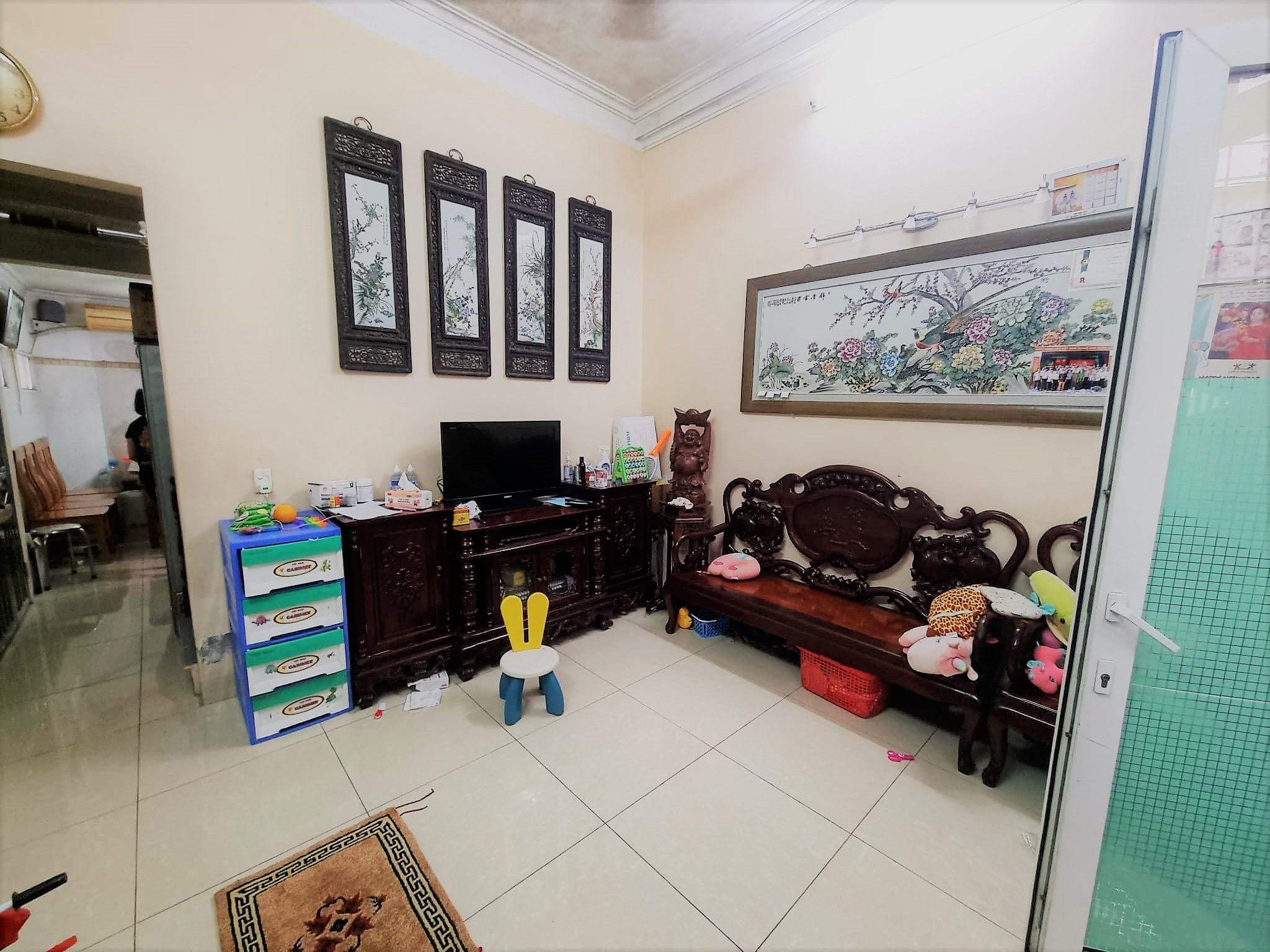 Bán Nhà Lê Thanh Nghị, HBT, 43m2, 4 Tầng, Mặt tiền 13m, Giá 4.9 Tỷ, Lô Góc, Ngõ Thông, KD