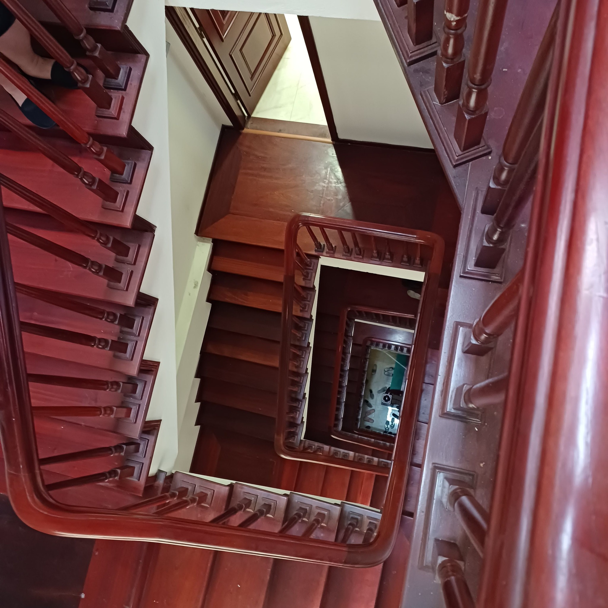 Cực HIẾM Cầu Giấy 45m2 x 6T, Ngõ thông, 2 thoáng, KD, ô tô gần 6.4 Tỷ.