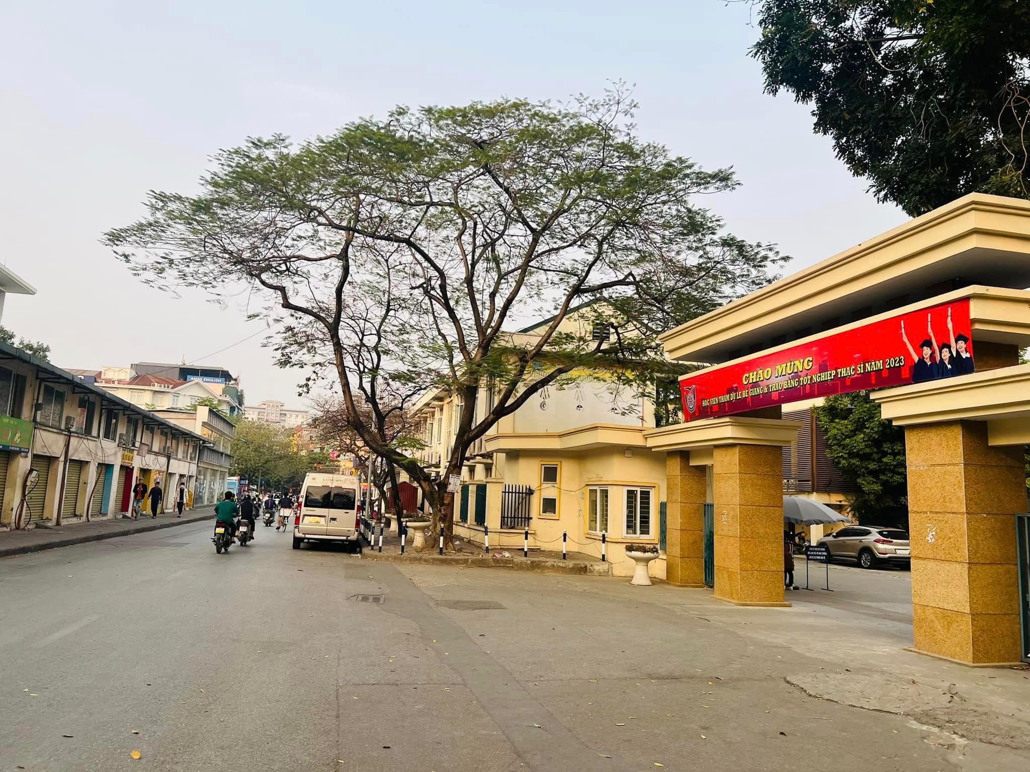 BÁN NHÀ PHỐ DƯƠNG QUẢNG HÀM – CẦU GIẤY – MẶT PHỐ - MẶT TIỀN KHỦNG KINH DOANH ĐỈNH