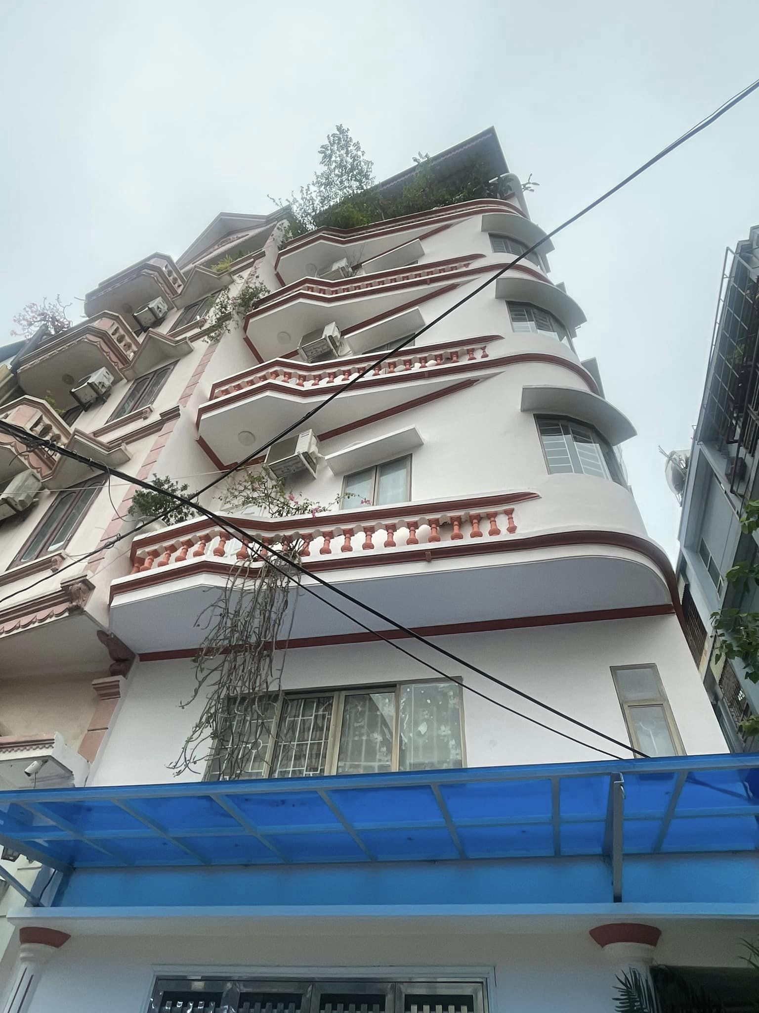 Chính chủ bán nhà 5,5 tỷ xây mới đẹp - Ô tô tránh nhau - Mặt Ngõ to Khu PL 72ha Vĩnh Phúc, 30mx7T, SĐCC