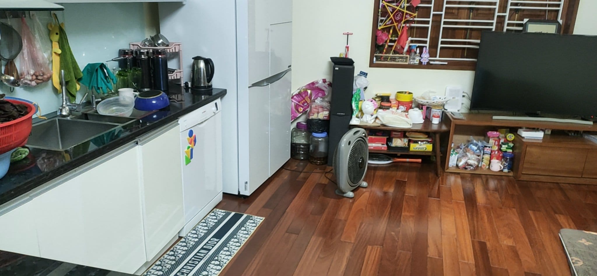 Cực hiếm! Bán nhà Mai Dịch, vỉa hè oto tránh - Ngõ thông kinh doanh đỉnh - 10m ra mặt phố - 35m2 -3,2 tỷ