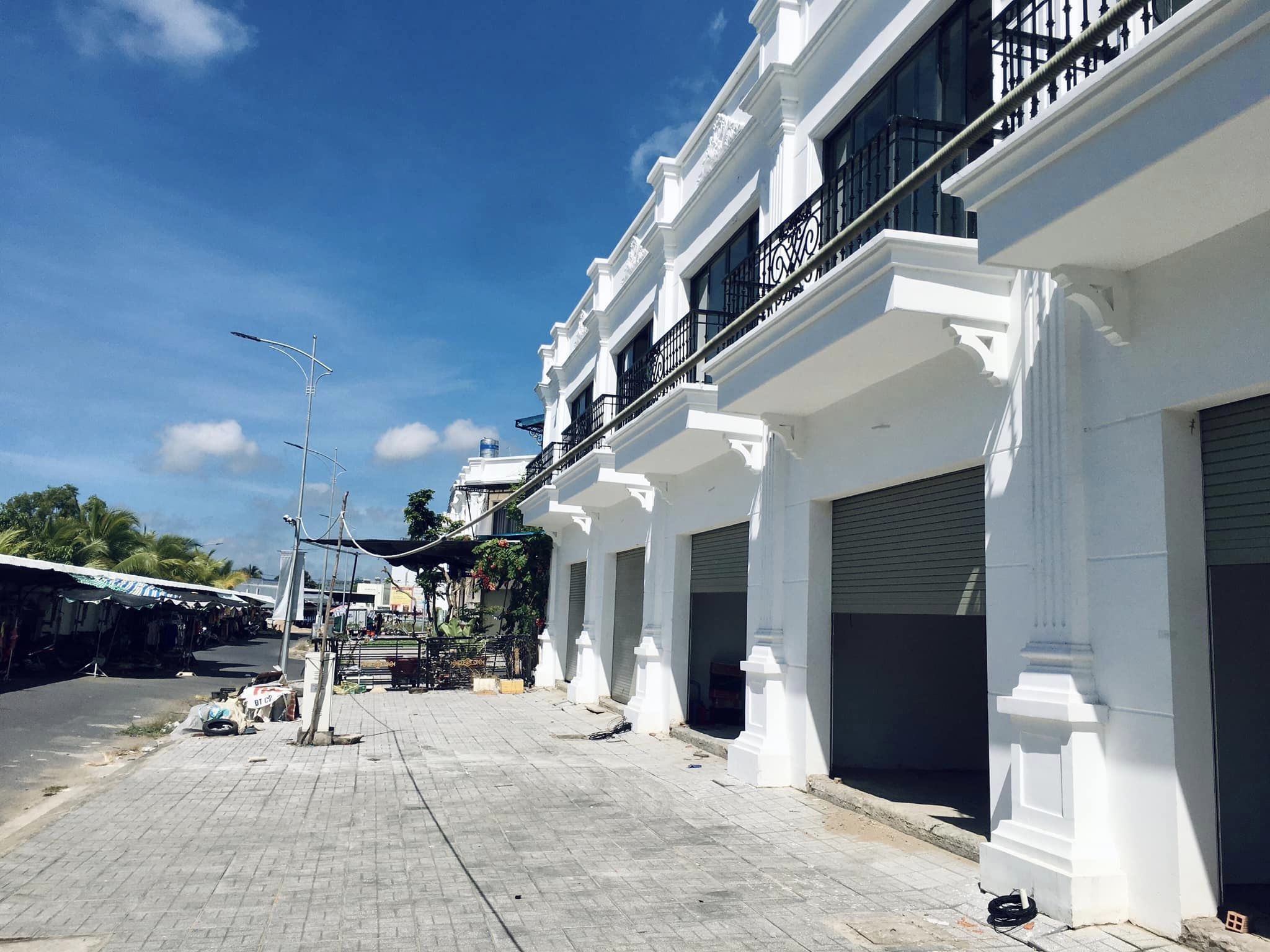 Bán nhà mặt tiền kinh doanh Thị trấn thới lai cần thơ