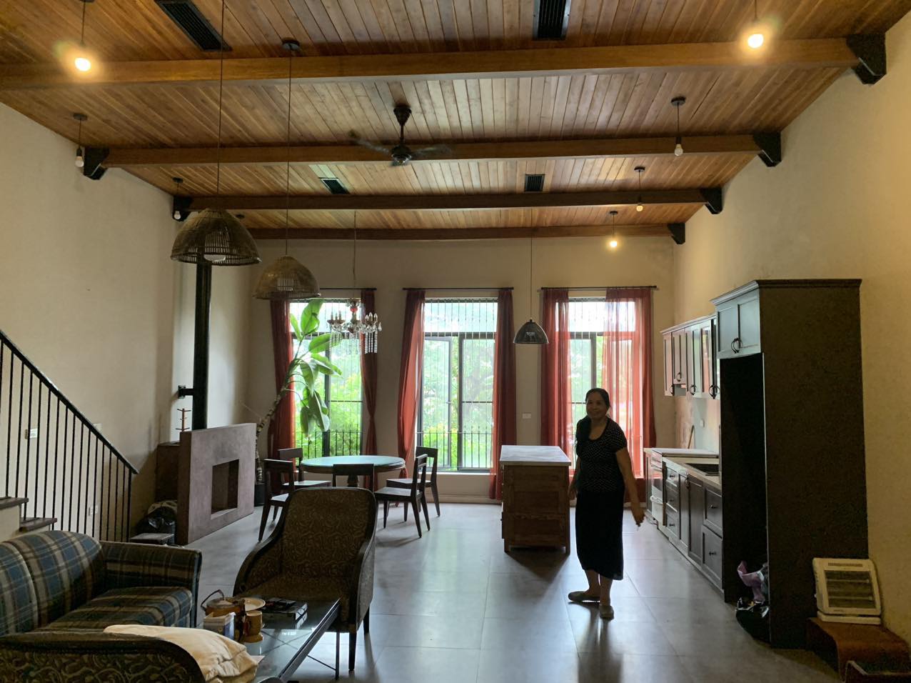 Bán nhà mặt phố Mai Anh Tuấn, view hồ, DTXD 120m2 x 6 tầng, MT 6,5m.