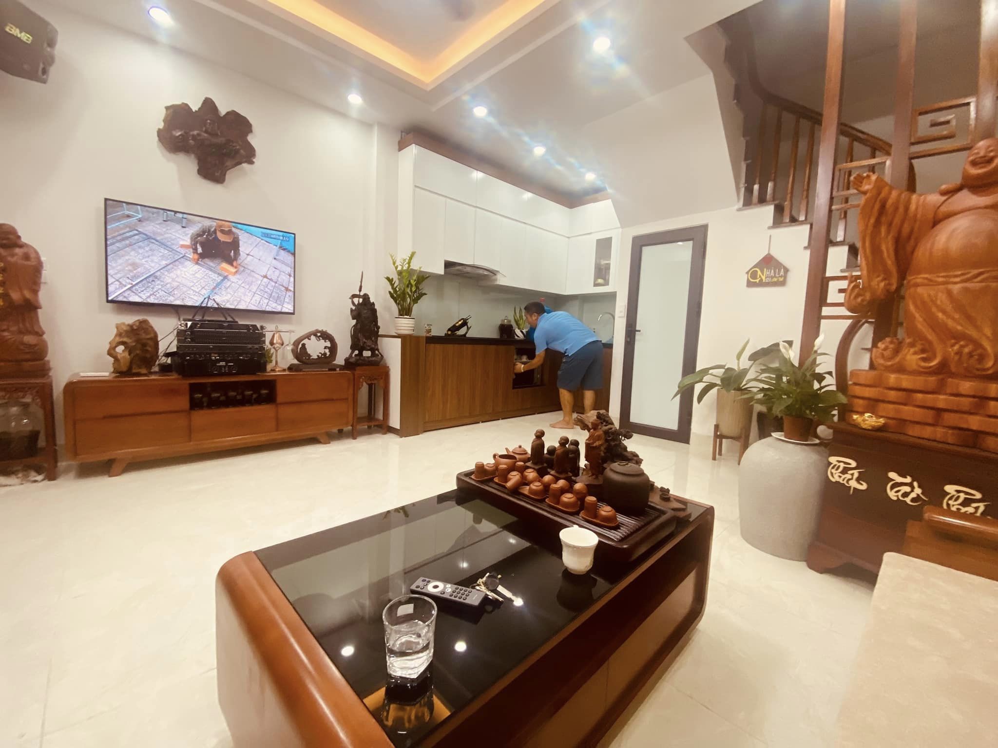 CHÍNH CHỦ BÁN NHÀ NGỌC THUỴ - NHÀ MỚI - OTO - TIỆN ÍCH BẠT NGÀN 30M2 x 5T chỉ ngoài 4 tỉ xx