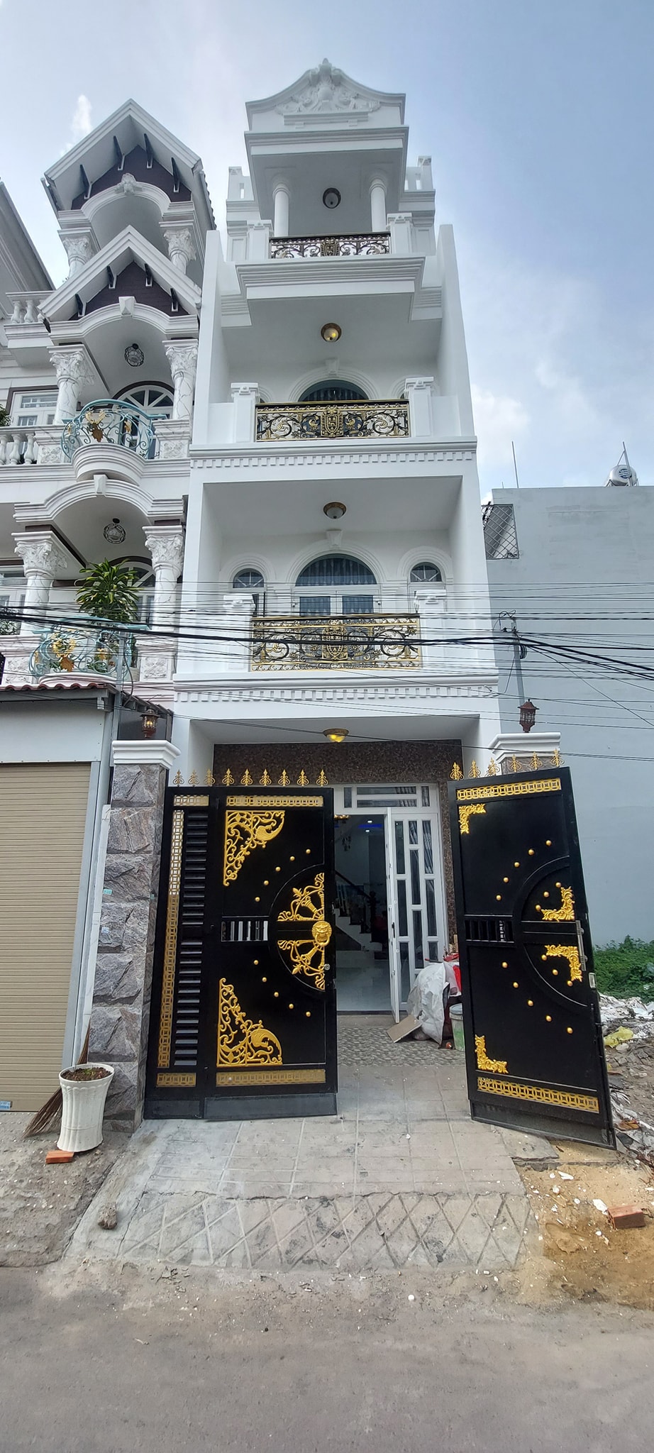 BÁN NHÀ HXH Mã Lò, Bình Tân 5 tầng 80m2 (4x20). Nhà đẹp ở ngay. Giá chỉ 6,1 tỷ.