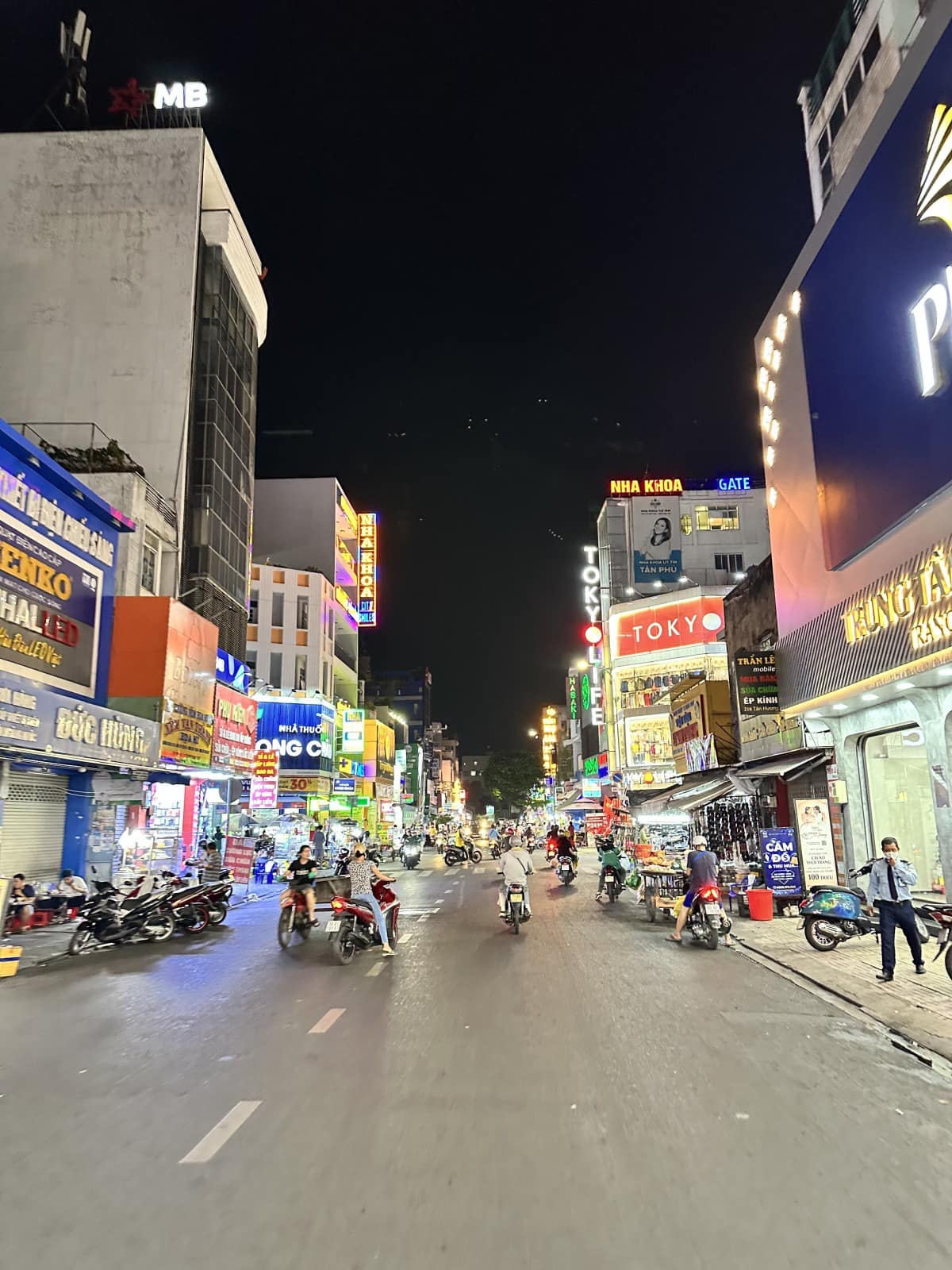 Bán Nhà 2 Mặt Tiền Kinh Doanh, Tân Hương, Tân Phú, 3 Tầng, Gần 100m2.