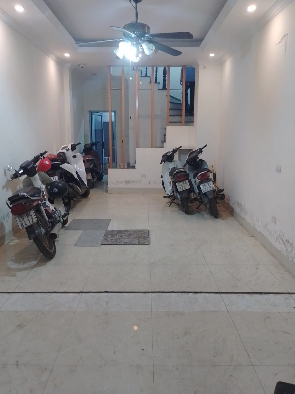 BÁN NHÀ GẦN PHỐ THÁI HÀ – ĐỐNG ĐA, NGÕ THÔNG GẦN PHỐ, NHÀ ĐẸP Ở NGAY 5 TẦNG 46M2 HƠN 6 TỶ.