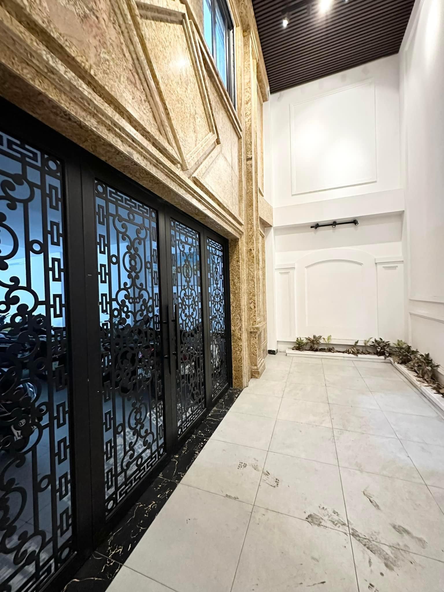 TÒA CĂN HỘ CCMN - 7 TẦNG 26 PHÒNG THANG MÁY - DÒNG TIỀN 150TR/ THÁNG - VƯƠNG THỪA VŨ MẶT TIỀN KHỦNG