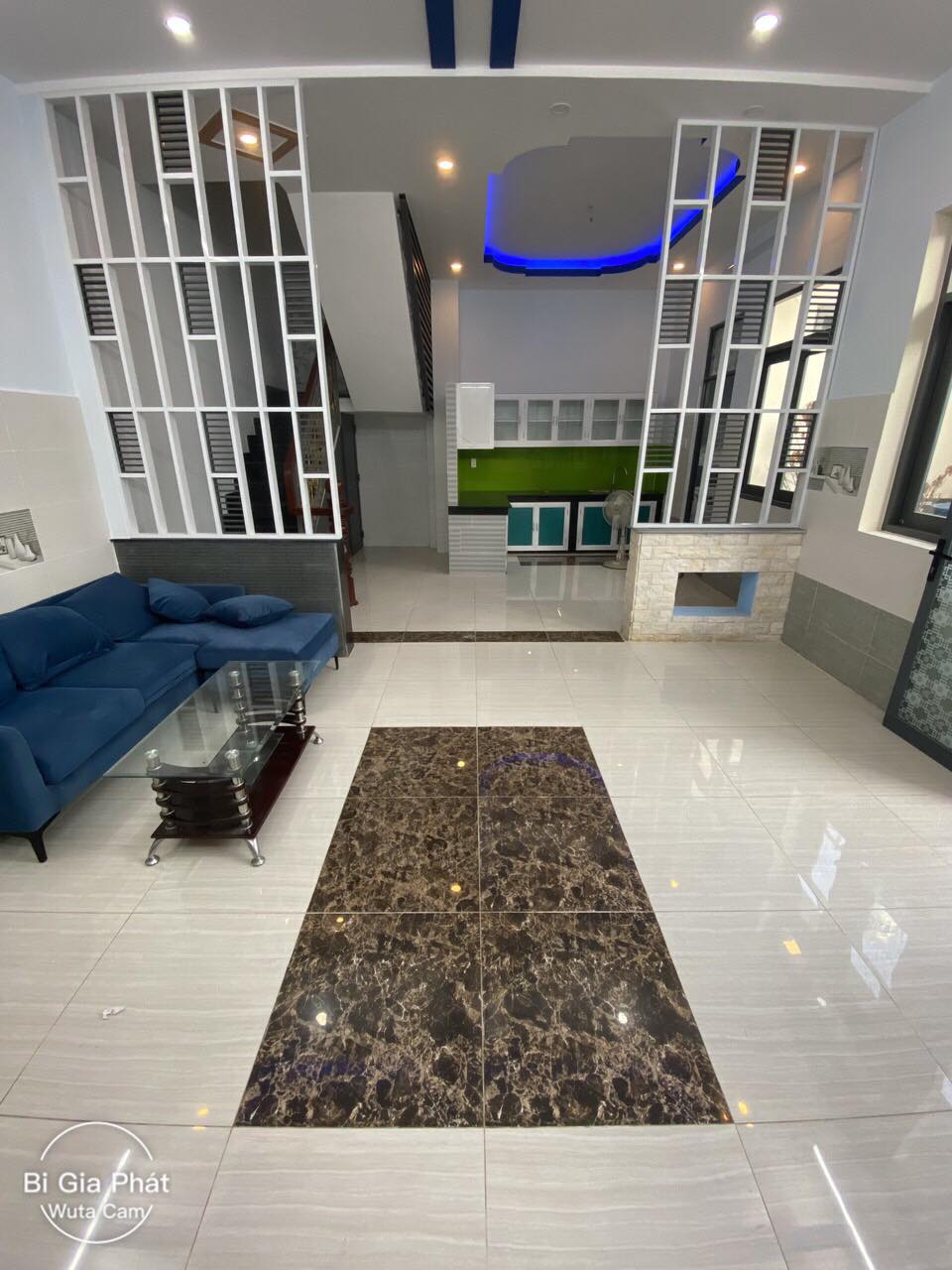 Bán nhà Trịnh Đình Trọng 63m2 3 lầu 8.5 x 7.5 5.9 tỷ Phú Trung Tân Phú