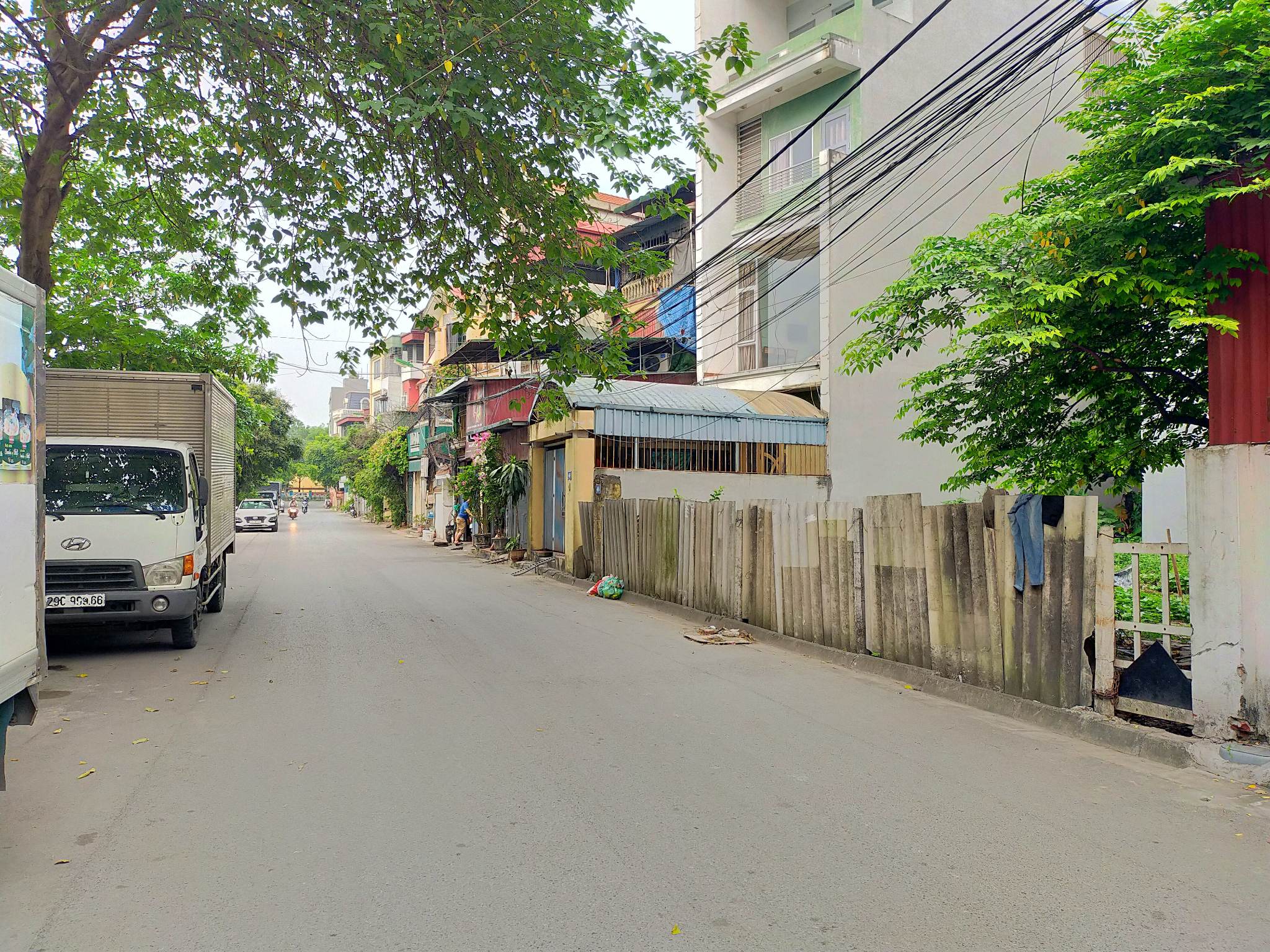 HÌNH THỬA ĐẸP - THÔNG SỐ VÀNG LÝ TƯỞNG - MẶT PHỐ Ô TÔ TRÁNH - KINH DOANH - ĐẤT NỞ HẬU ĐẸP