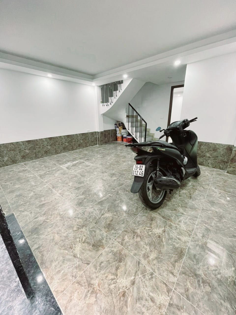 Bán Gấp CCMN Ngõ 79 Cầu Giấy 54m2 x 6T, Thang Máy,10 phòng khép kín, Full Nội Thất 7.9 tỷ.