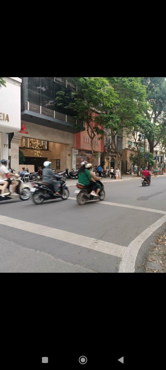 SIÊU PHẨM MẶT PHỐ CỔ QUẬN HOÀN KIẾM - MẶT TIỀN RỘNG - KINH DOANH VÔ ĐỊCH - DÒNG TIỀN KHỦNG