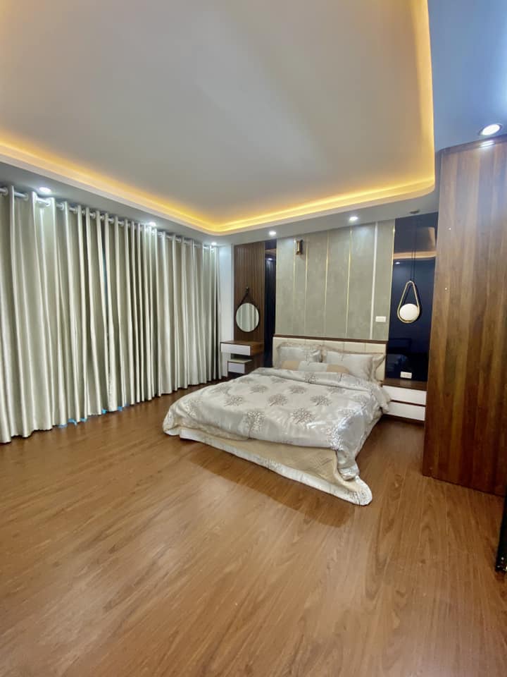 Bán nhà 73m2 Mặt phố Tứ Liên, Tây Hồ Gara Ô tô Audi Lô góc Kinh doanh siêu đỉnh 5.9 Tỷ