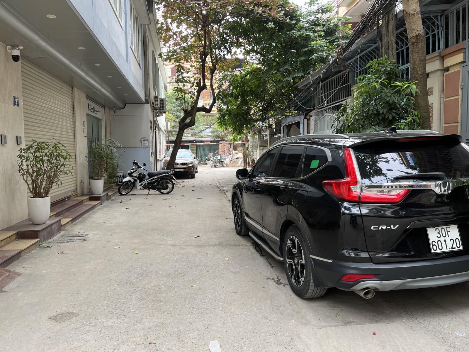 Bán nhà chính chủ số 23 ngách 32 ngõ 168 Hào Nam, 4.9 tỷ, Gara, MT 5m, 4 tầng mới, lô góc