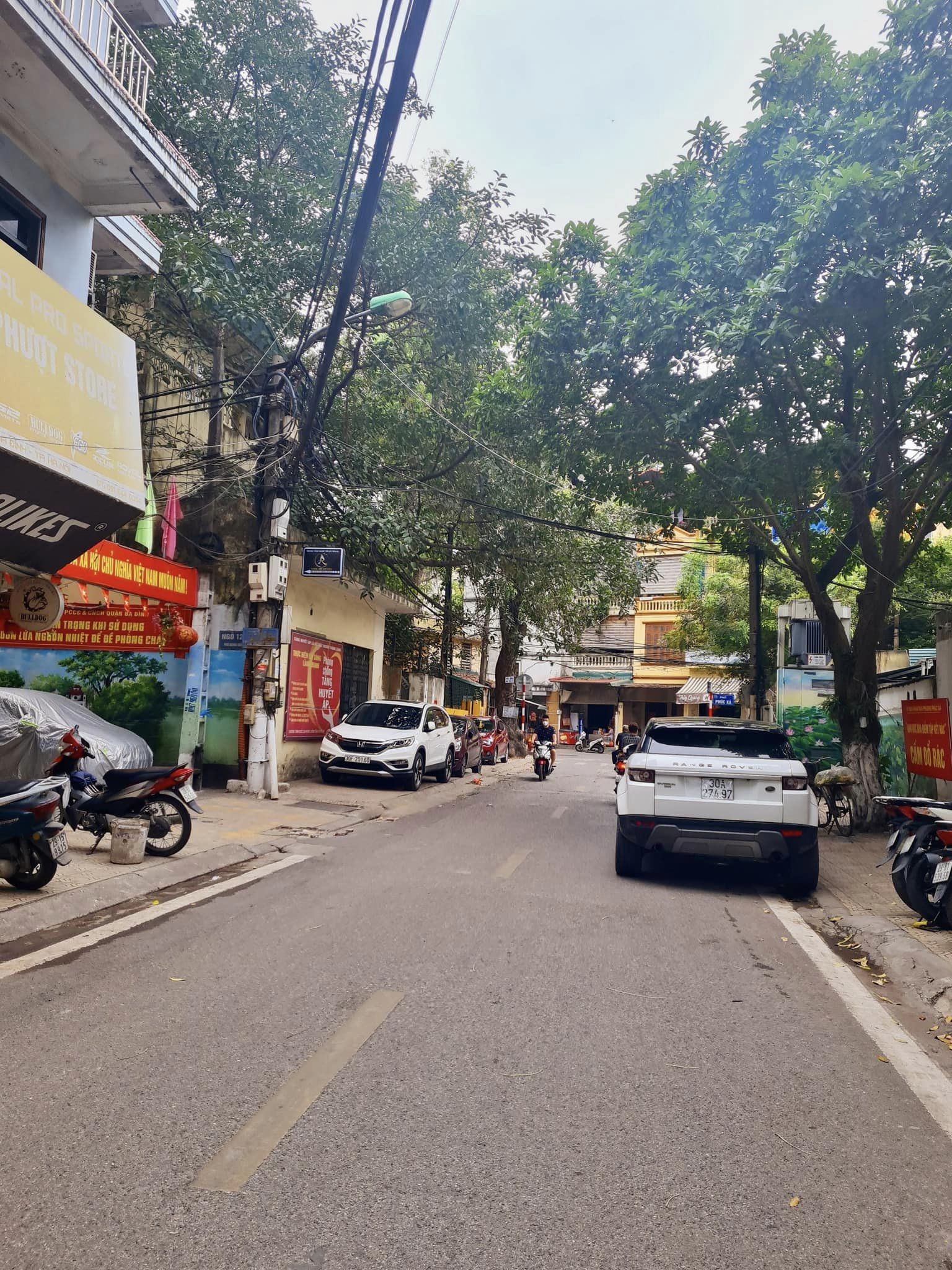 Cần bán nhà Nghĩa Dũng, Ba Đình, Ô Tô đỗ cửa, 21m x4T, MT rộng, chỉ 2.3 tỷ, sổ vuông