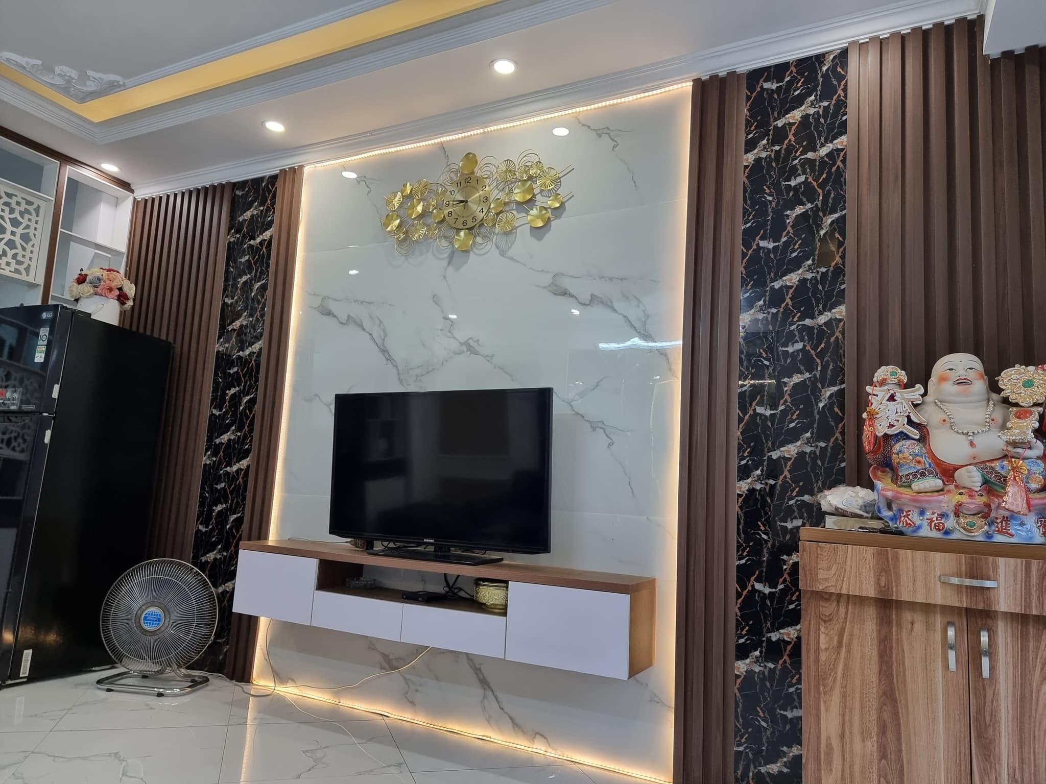 Bán ngôi nhà 89m2 phố Tứ Liên, Tây Hồ Dòng tiền Dân xây 15m Ô tô 24 chỗ tránh 7.1 Tỷ