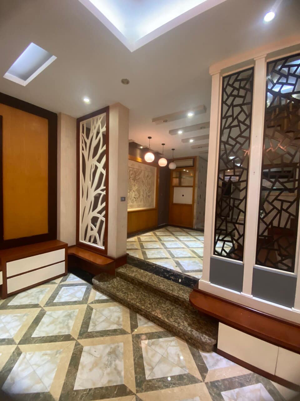 1 SỔ 1 CHỦ Nhà Phố Lý Thường Kiệt 320M2 Mặt Tiền 11M 240 Tỷ-5 Tầng-HĐ Thuê 220Tr/th