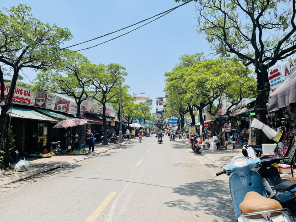 Bán nhà mặt phố Yên Phụ,DT 57m x 3 tầng,mặt phố kinh doanh tấp nập