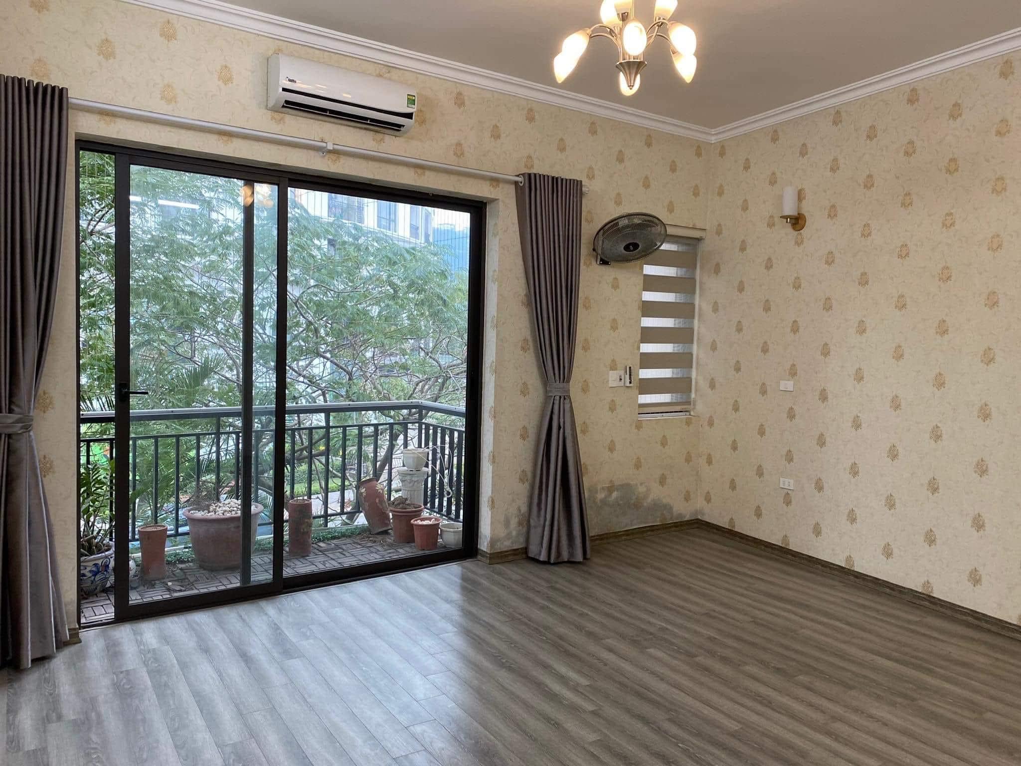 Nguyễn trãi 55m 5 tầng mt5.5m ô tô vào nhà, KD đỉnh hàng xóm royal city 10 tỷ