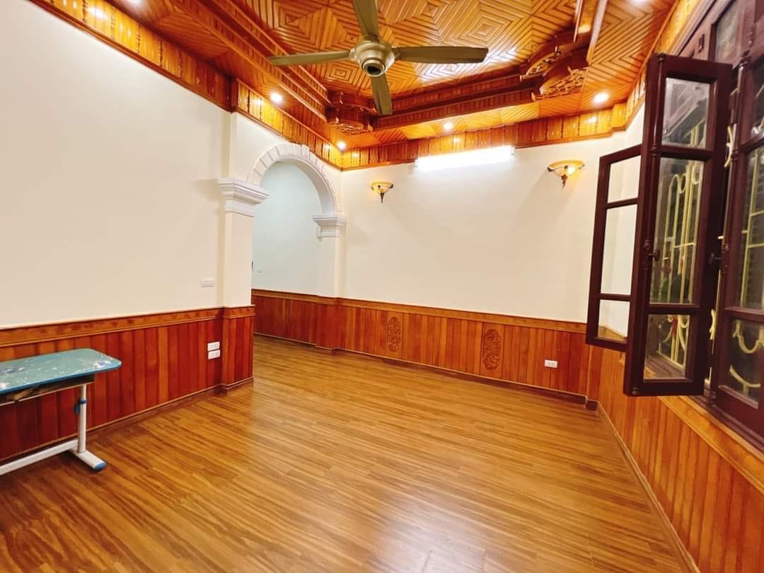 Bán Nhà mặt phố Văn Cao -Liễu Giai 240M2 Mặt Tiền 6.5M – Vuông A4 - 88 Tỷ