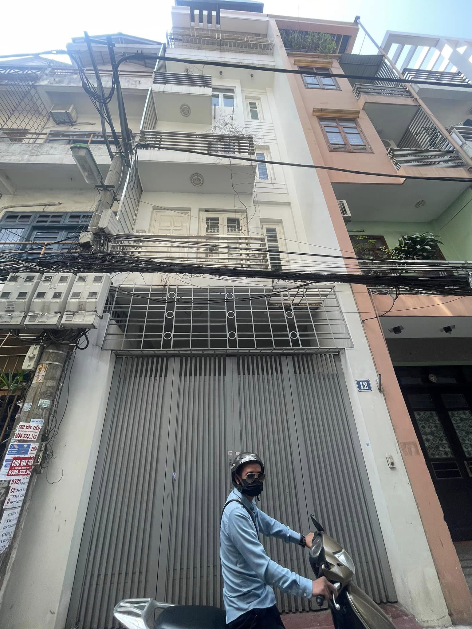 Bán Nhà Phố Nguyễn Khánh Toàn Cầu Giấy 74m - 5 Tầng - MT 4.2m - Giá 12 tỷ