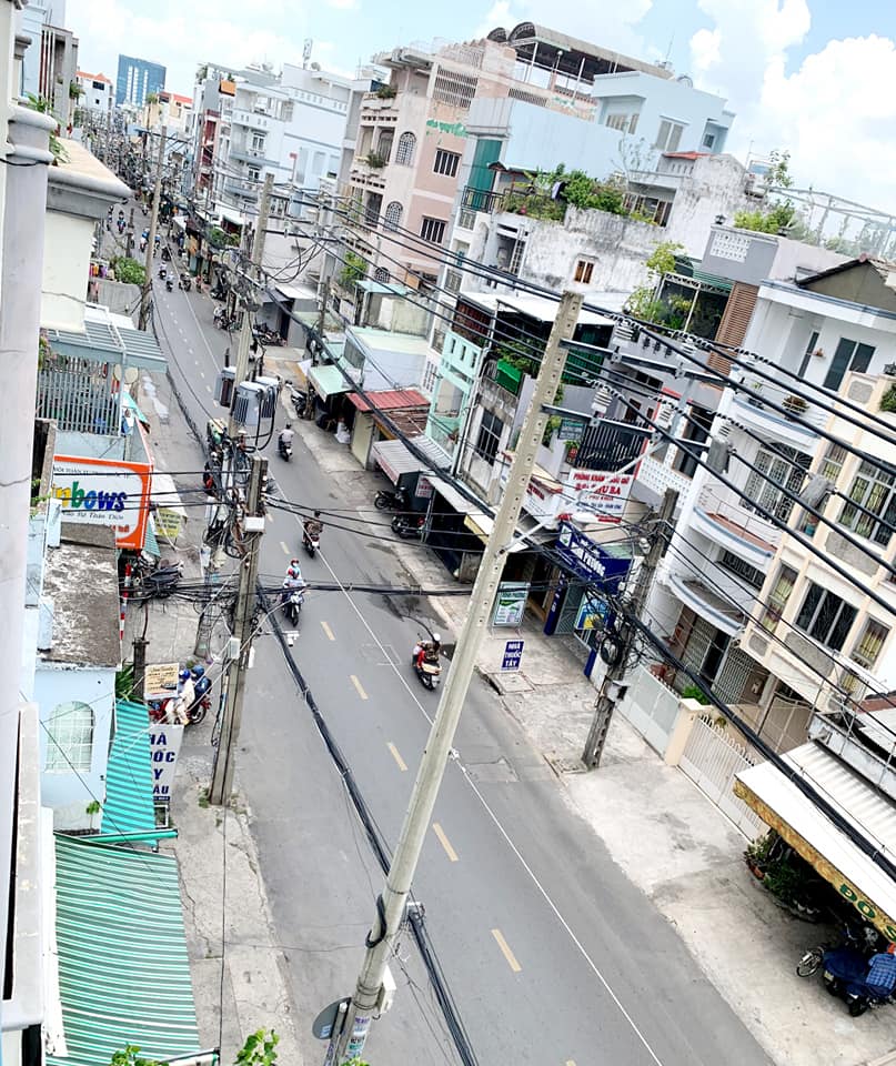 Mặt Tiền Kinh Doanh,4 Tầng , Gần 70m2,Lạc Long Quân. Quận 11, Ngộp Bank Cần Bán Gấp