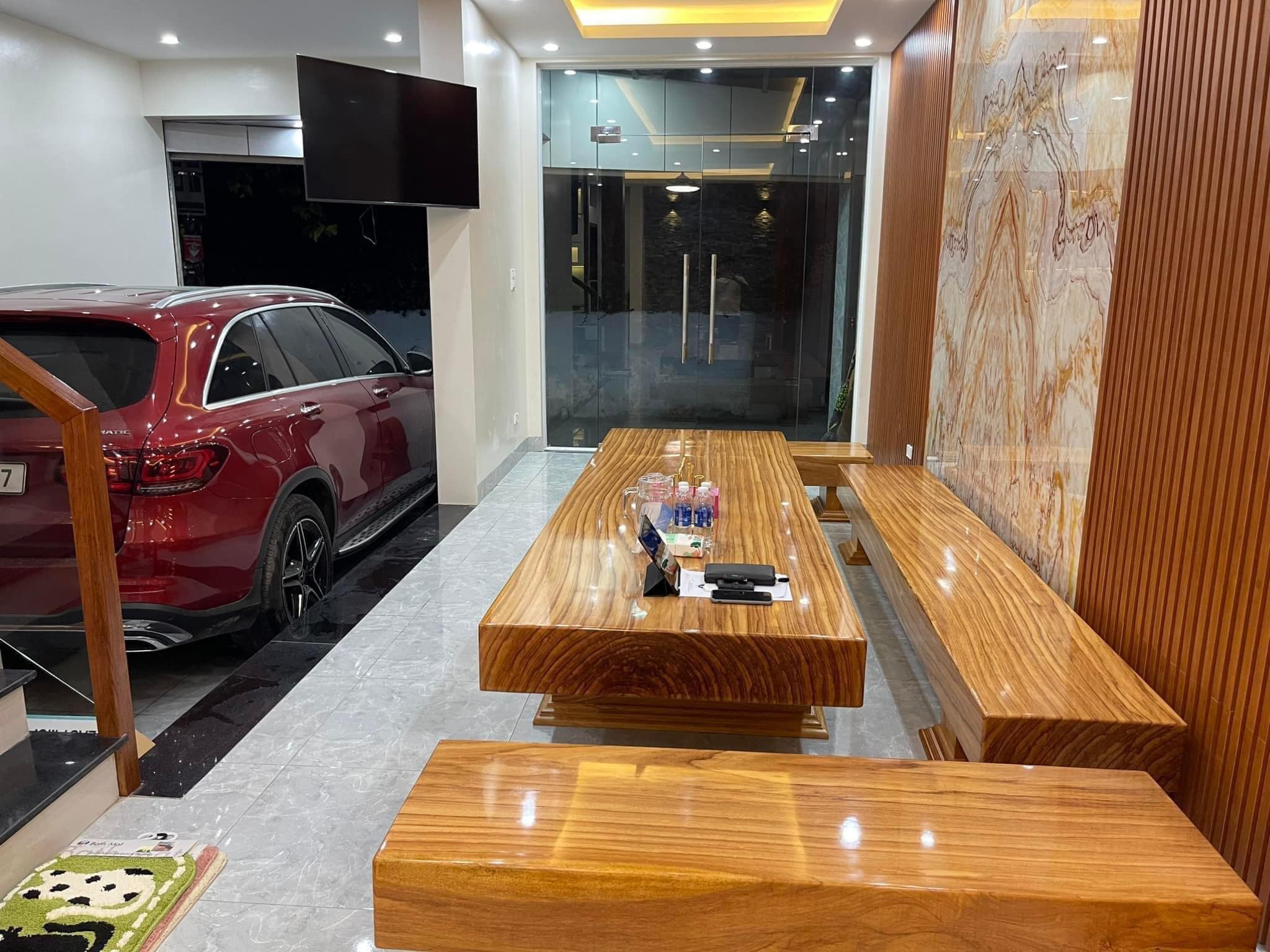 CỰC SỐC!! GIẢM CHÀO 600TR - GIÁ MỚI 9.9 TỶ - GARA Ô TÔ - ADV - TÂY HỒ