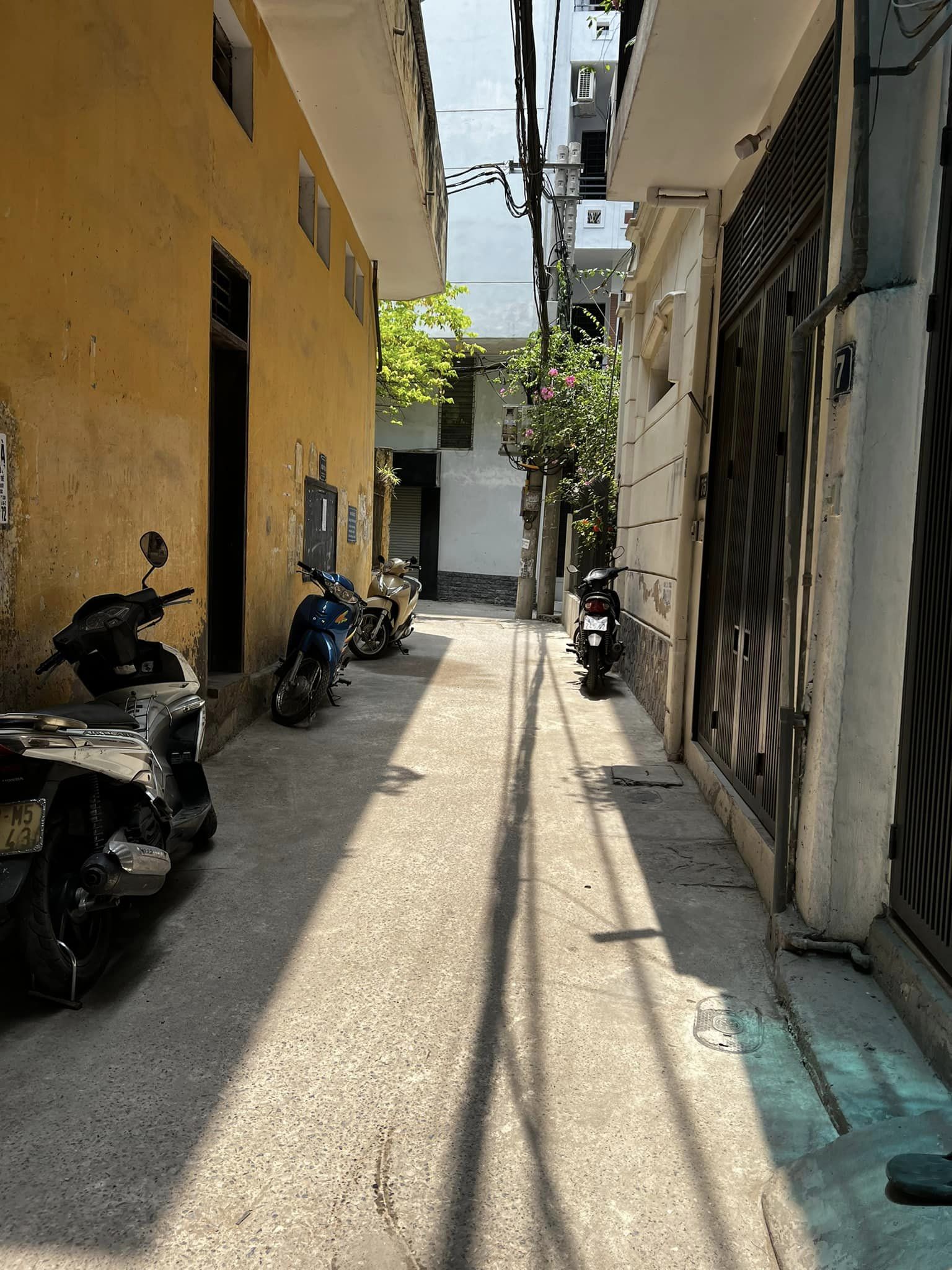 BÁN NHÀ NGÕ 117 THÁI HÀ, ĐỐNG ĐA, 2 MẶT THOÁNG, 68m2 , 5 TẦNG, 7,6 TỶ