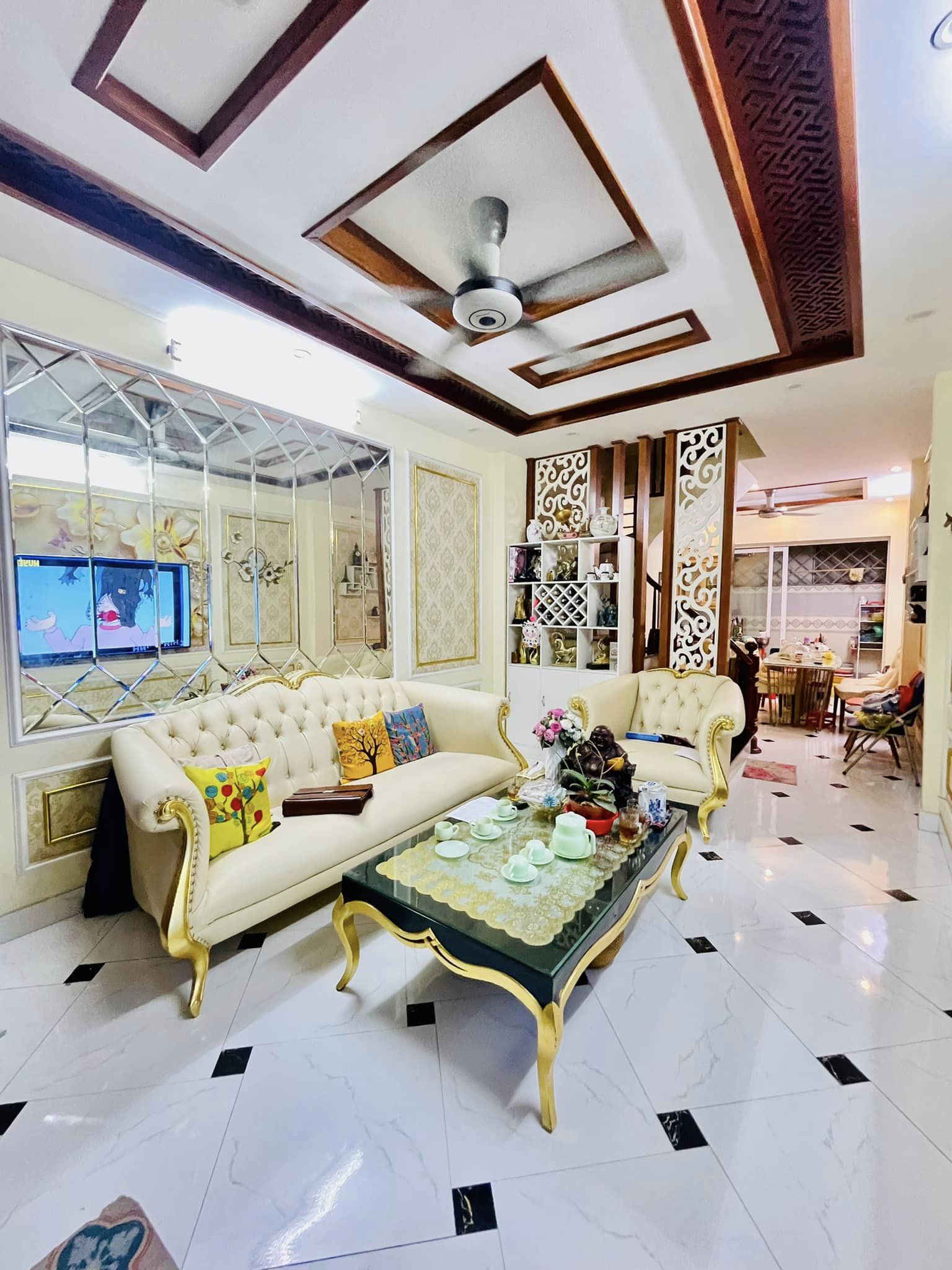 SIÊU PHẨM THANH XUÂN - 5 TẦNG, MT4m - TIỆN ÍCH NGẬP TRÀN - Ở SƯỚNG - CHỈ NHỈNH 8 TỶ.