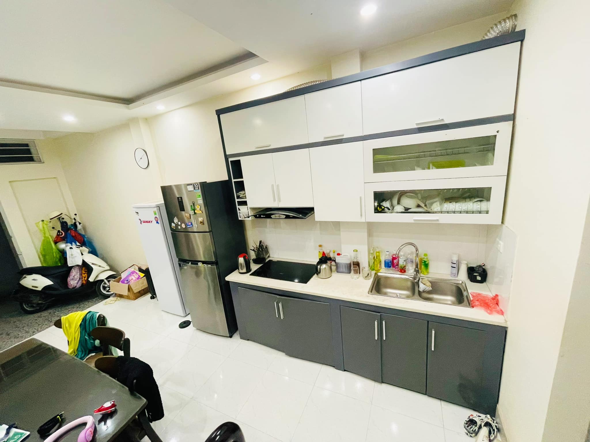 SIÊU HIẾM PHỐ 8/3 NHÀ ĐẸP Ở NGAY, TẶNG NỘI THẤT 42M x 4T, NHỈNH 3 TỶ