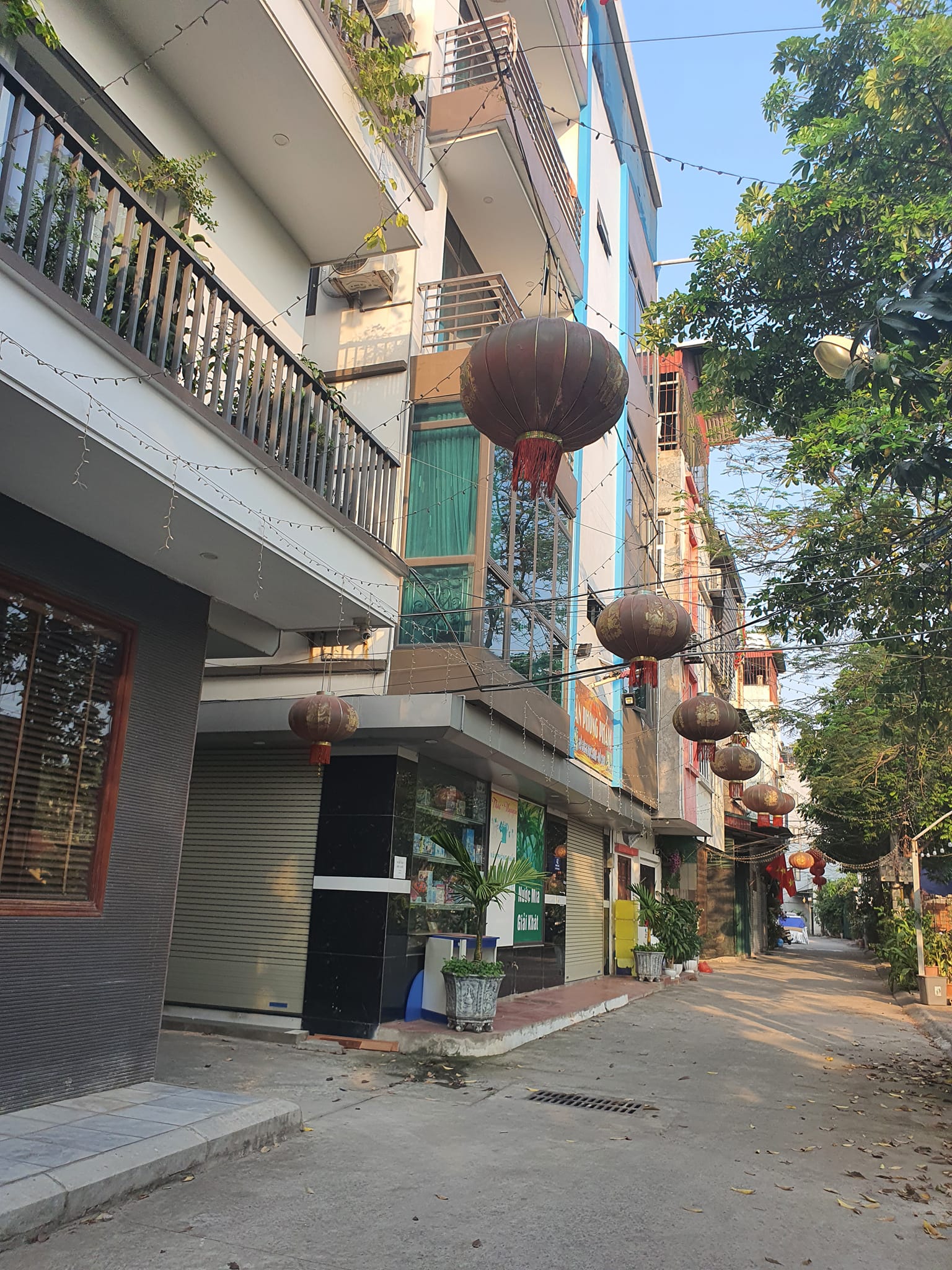 BÁN NHÀ NGUYỄN KHOÁI- GẦN HỒ ĐIỀU HÒA- GIÁ CỰC HIẾM PHÂN LÔ Ô TÔ CHẠY VÒNG - TẦM TIỀN HIẾM