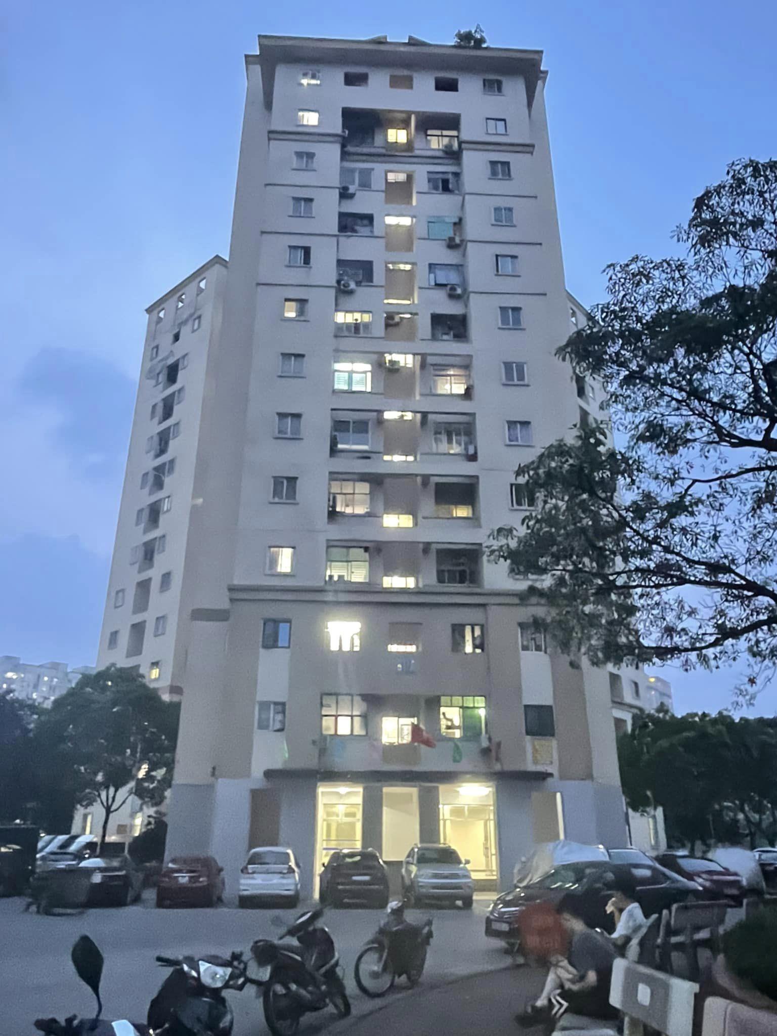 Nhỉnh 2 tỷ có ngay Chung Cư Nam Trung Yên - Cầu Giấy,64m*2PN+WC