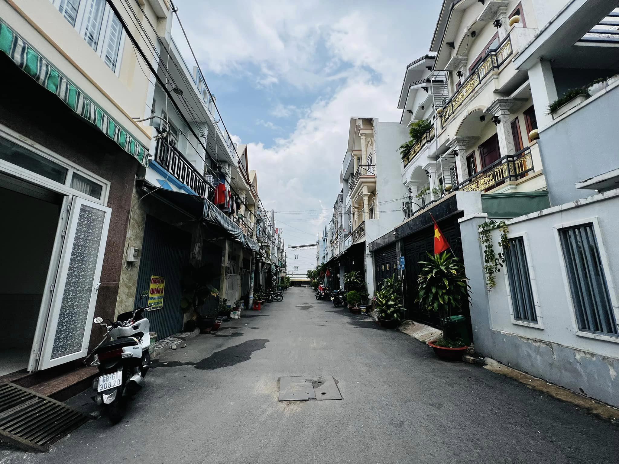 Bán Nhà Hẻm xe hơi Nguyễn Thị Búp, Q12- 64m2(7x9)- Chỉ 4.x Tỷ- Lô Góc