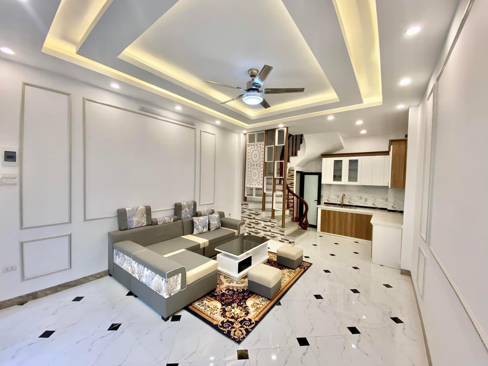 NHÀ ĐẸP - GẦN MẶT PHỐ TRẦN THỦ ĐỘ KÉO DÀI - TỨ HIỆP - 36M - 5 TẦNG - MT 3.8M - CHỈ 2.85 TỶ