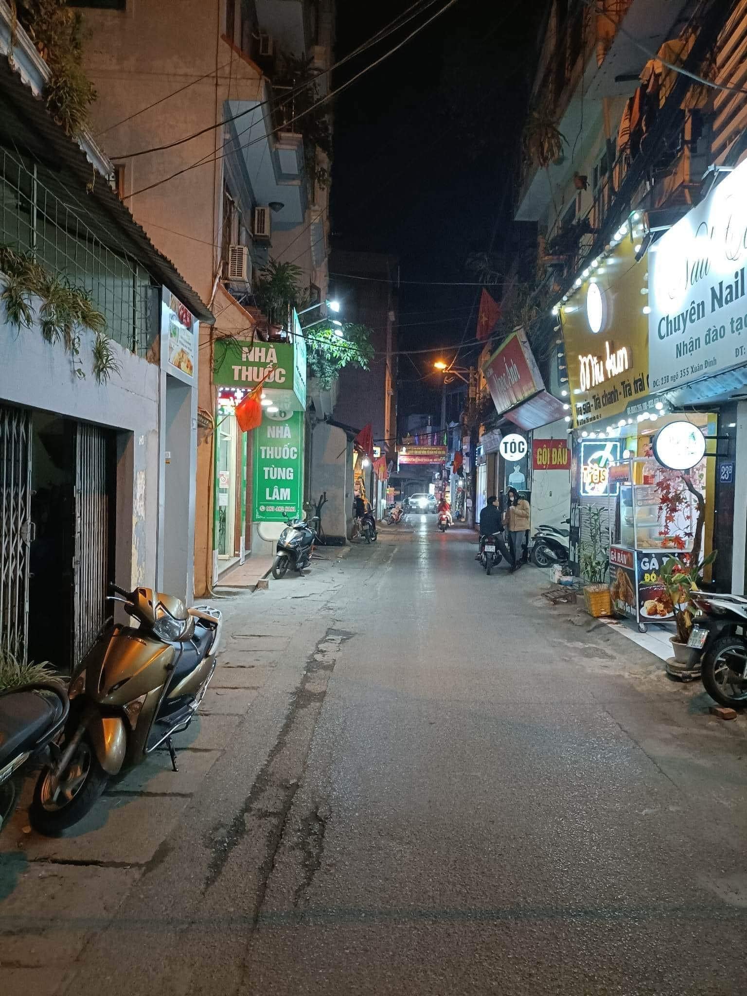 Bán nhà Xuân Đỉnh - KhuTrung: 2 bước ra phố, bãi oto, nhà mới, ngõ đẹp. 32m2x5T Giá: 3.89 tỷ