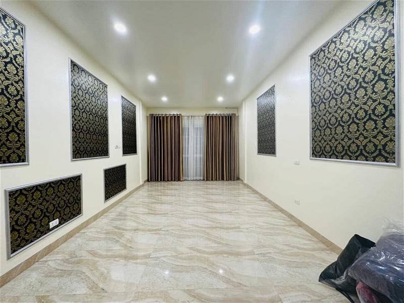 BÁN NHÀ THUỴ KHUÊ - QUẬN TÂY HỒ - 42M2 - 8 TẦNG -3.7 M2 MẶT TIỀN