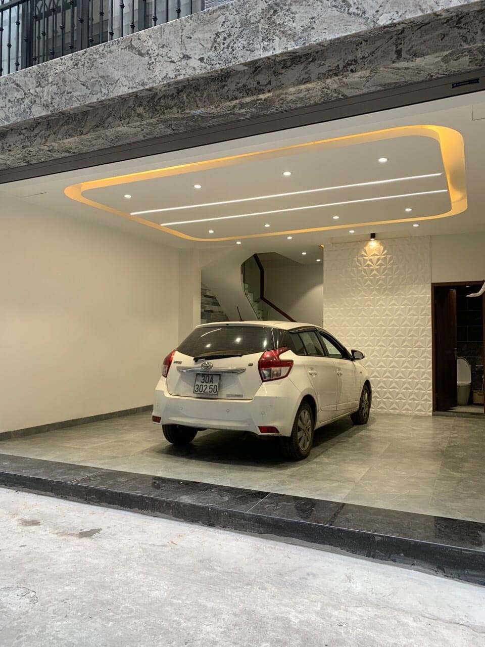 Bán nhà đẹp, chủ mót lắm, thang máy ngõ phố Thái Hà 7 tầng - ô tô vào nhà, kinh doanh nhỏ, 4 ngủ