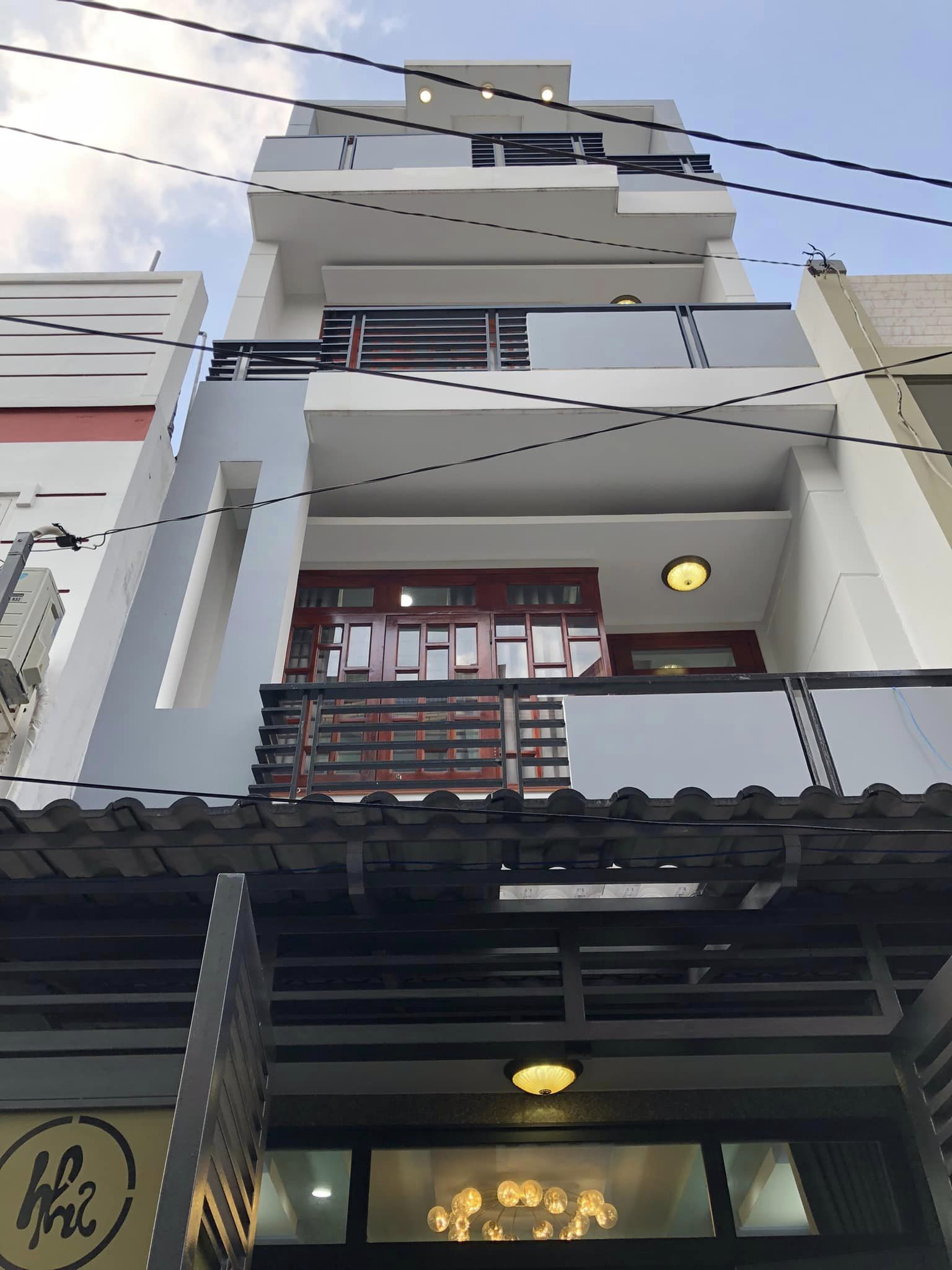 ĐỐI DIỆN MERCEDES QUANG TRUNG - HXH - 4.1X11 VUÔNG A4 - KHÔNG QUY HOẠCH LỘ GIỚI - CHỈ 6.6 TỶ