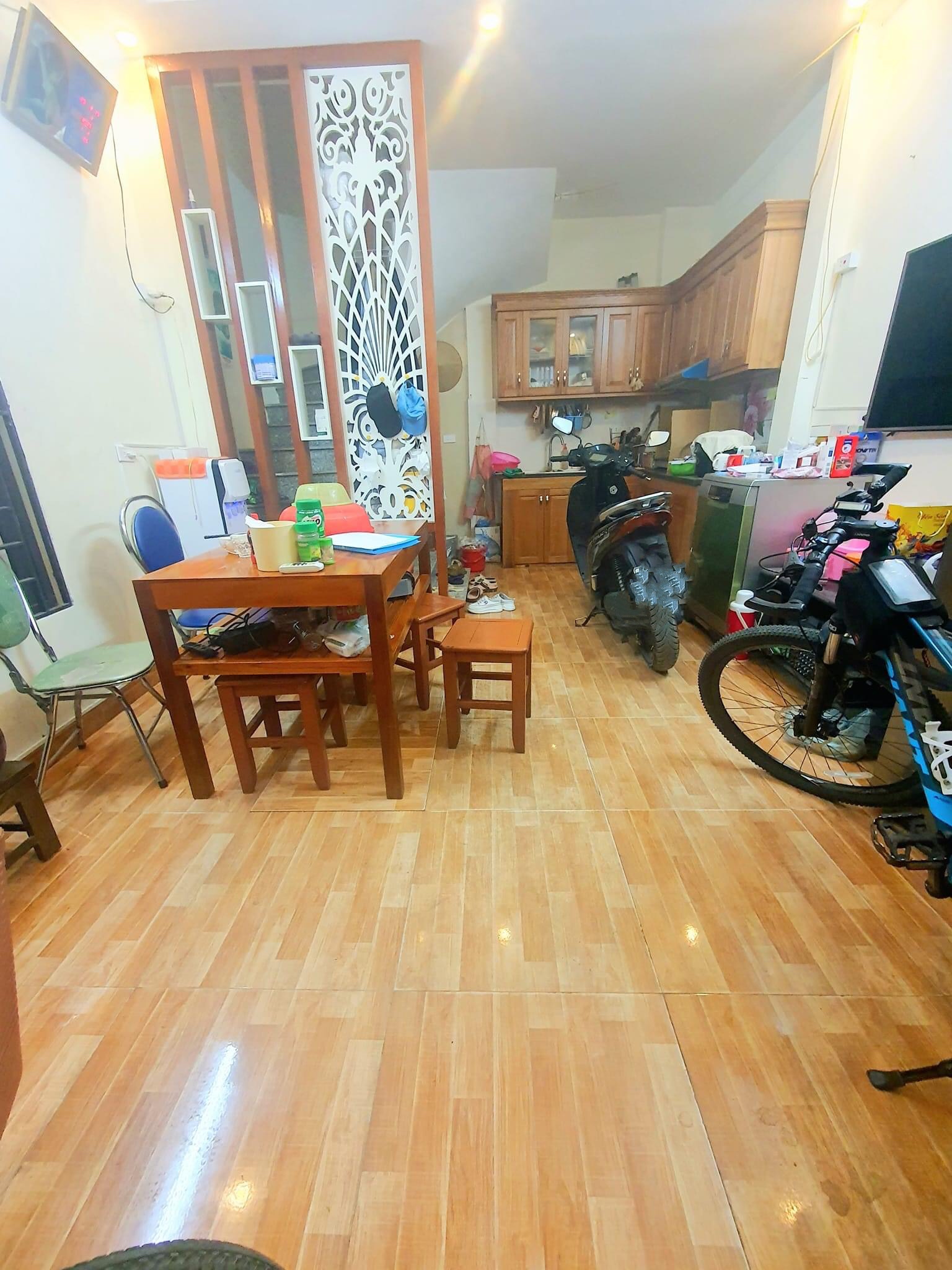 VỊ TRÍ ĐẸP - CÁCH 1 NHÀ RA NGÕ ÔTÔ - LÔ GÓC 2 THOÁNG - NGÕ THÔNG - GẦN PHỐ #LÊ TRỌNG TẤN #ĐỊNH_CÔNG_THƯỢNG #HOÀNG_MAI - FULL NỘI THẤT - NỞ HẬU CỰC LỘC