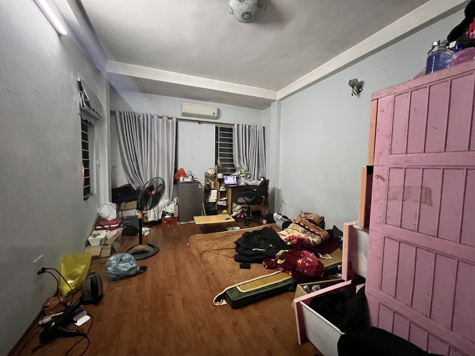 Ngọc Thuỵ, Dt 32m, nhà 5 tầng giá nhỉnh 3 tỷ.