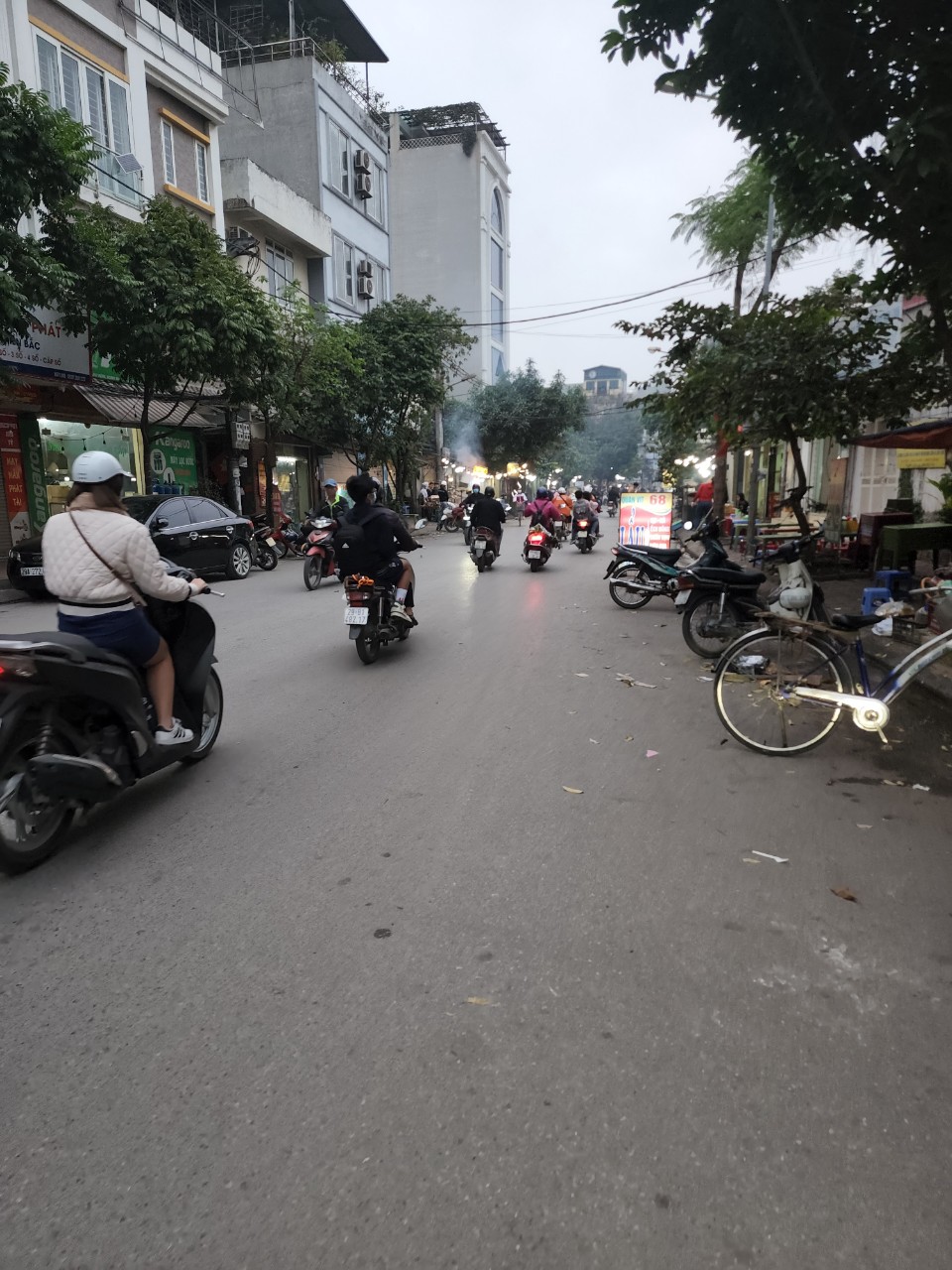 Bán nhà Mai Động : 68m x4T, ô tô con , gần phố,14 ngủ --5,5 tỷ