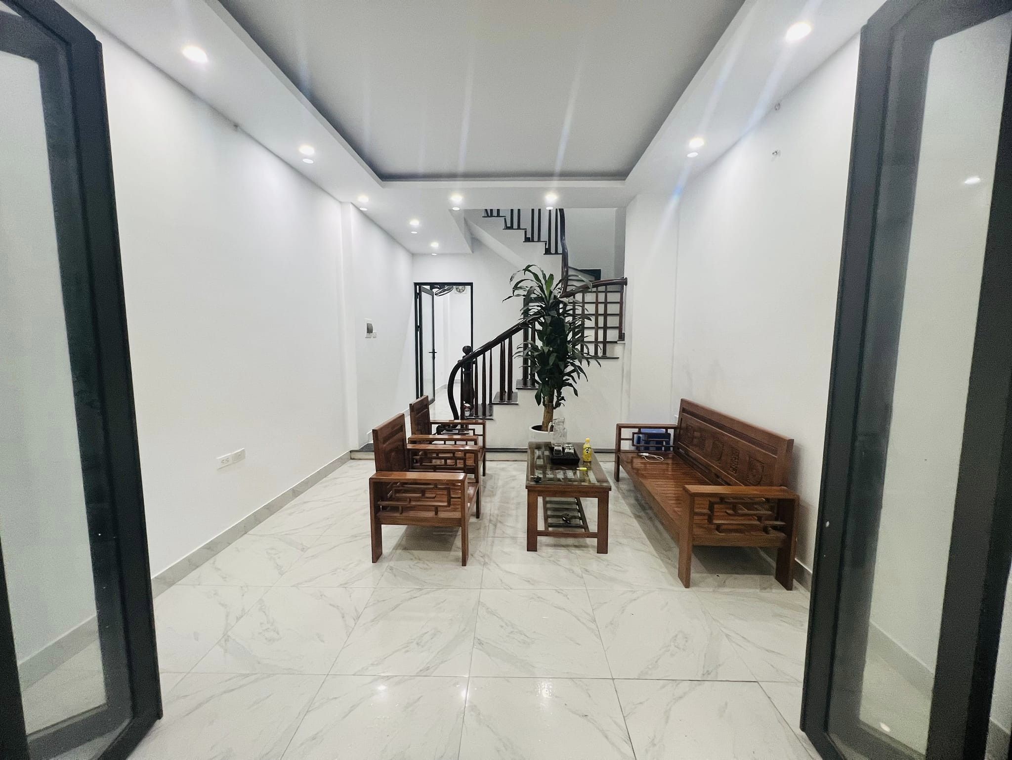 Bán nhà Chính Kinh – Quan Nhân gần phố, nhà đẹp, 48mx5T, hơn 5 tỷ