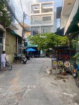 Nhà Hẻm xe tải sát Quận 11 ngay vòng xoay Lê Đại Hành giá 2.1 tỷ