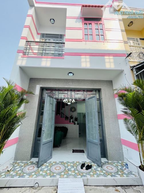 chỉ 670 TRIỆU NHẬN NHÀ Ở NGAY,gần trường Long Hoà, nhà mới xây, sổ hồng riêng
