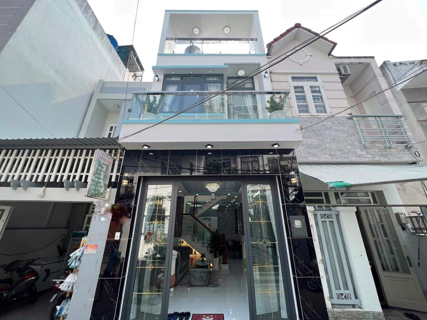 CHỦ CẦN TIỀN BÁN NHANH CĂN NHÀ ĐƯỜNG THÀNH THÁI_P.10_QUẬN 10, GIÁ 2Tỷ850